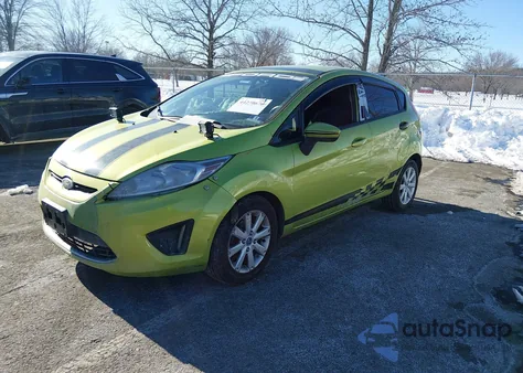 2011 Ford Fiesta Se z USA, uszkodzony, nr VIN 3FADP4EJ7BM113214